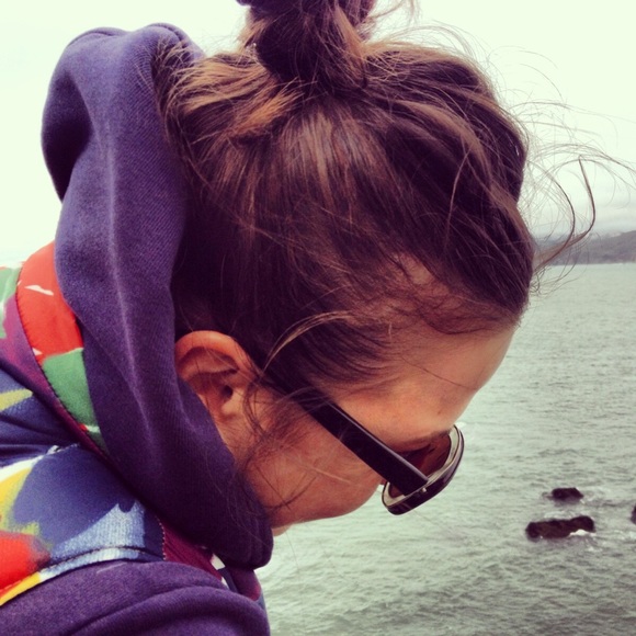 Meet your Posher, Elissa - Picture 1 of 1